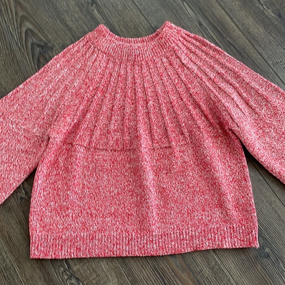 SHEIN Sweaters - Cropped sweater red and white